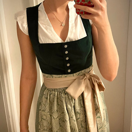 Dirndl-Nähkurs im NÄHXT Regensburg PREIS Ca.