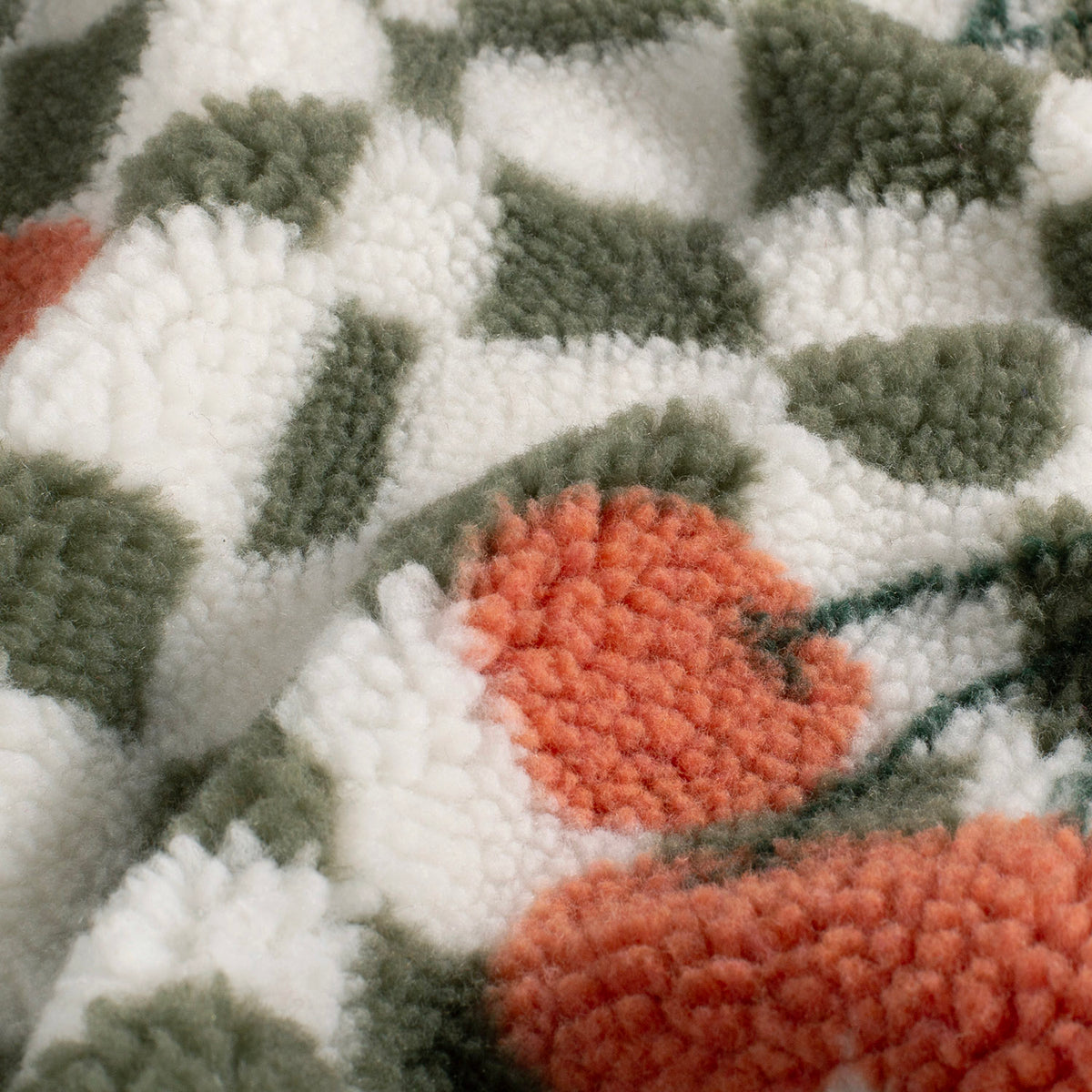 Sherpa-Fleece Kirschen – Wollweiß