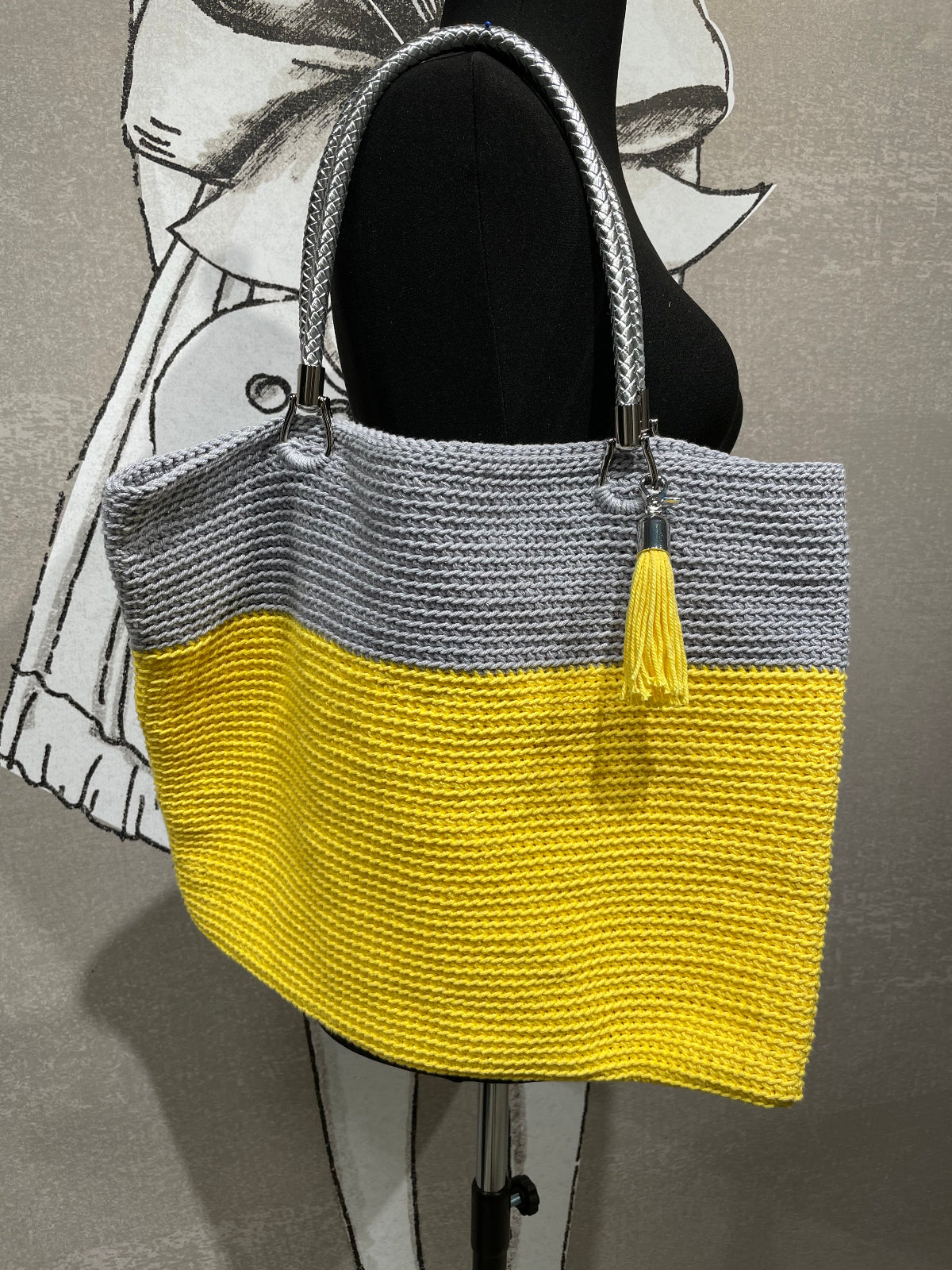 Gehäkelte Tasche aus DURABLE MACRAMÉ