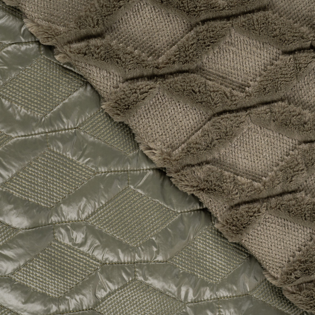 Steppstoff mit Fell Mabel – Khaki