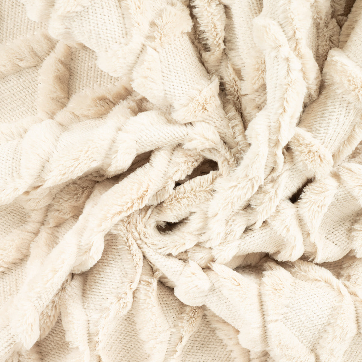 Steppstoff mit Fell Mabel – Sand