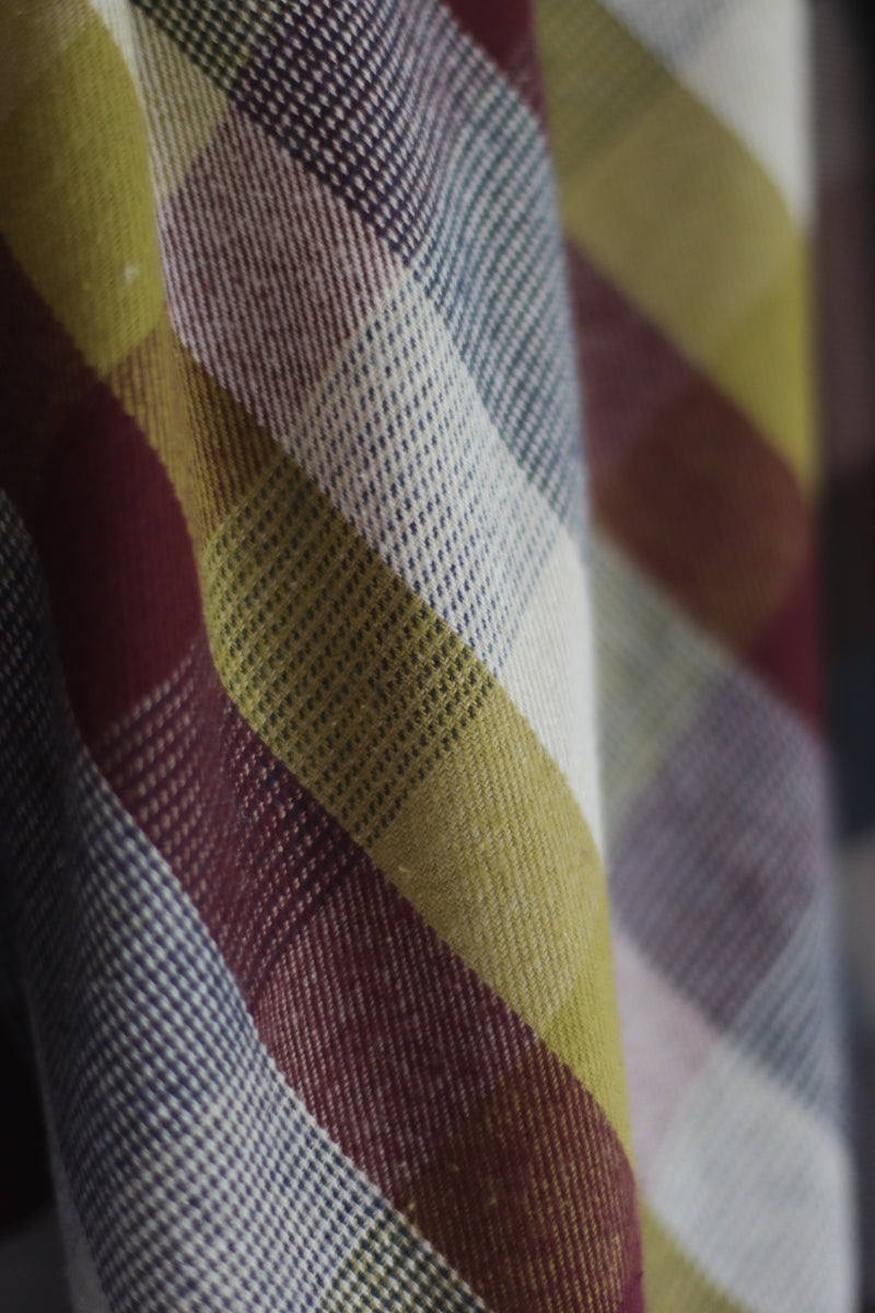 mind the MAKER Woodland Check – Axis – Detail 2