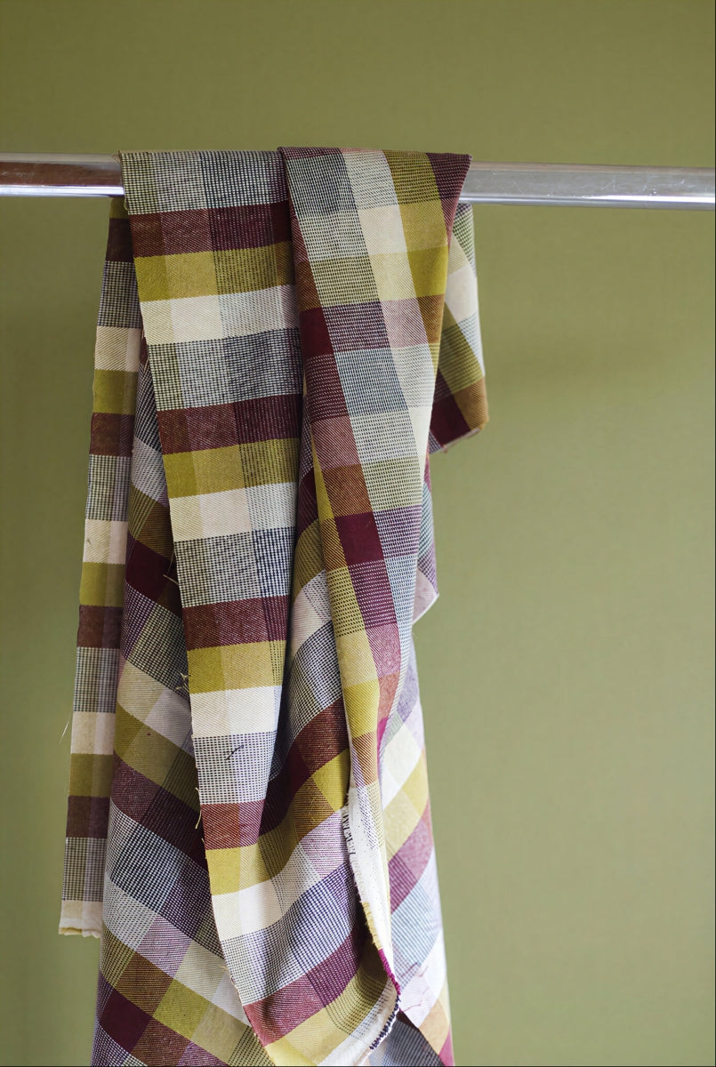 mind the MAKER Woodland Check – Axis – Detail 4